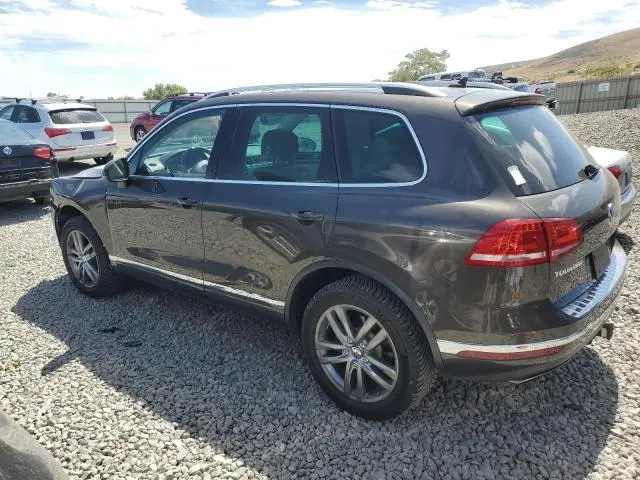 2016 VOLKSWAGEN TOUAREG SPORT  
