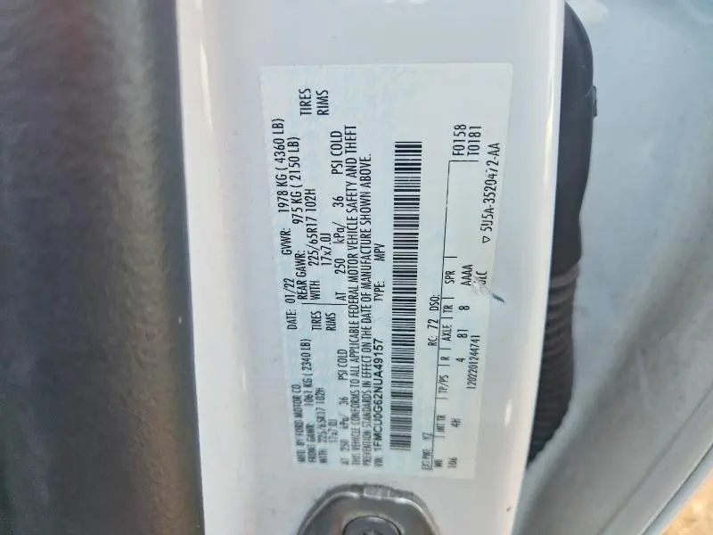 2022 FORD ESCAPE SE  
