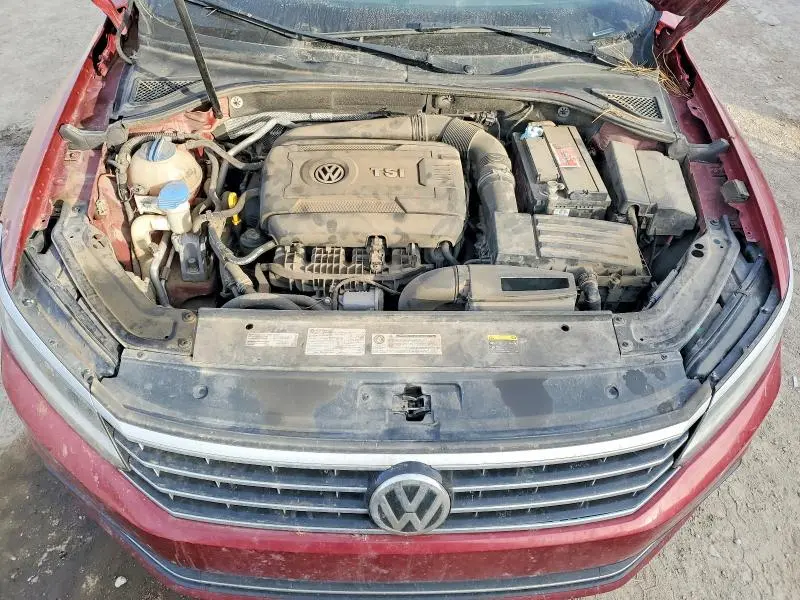 2017 VOLKSWAGEN PASSAT SE  
