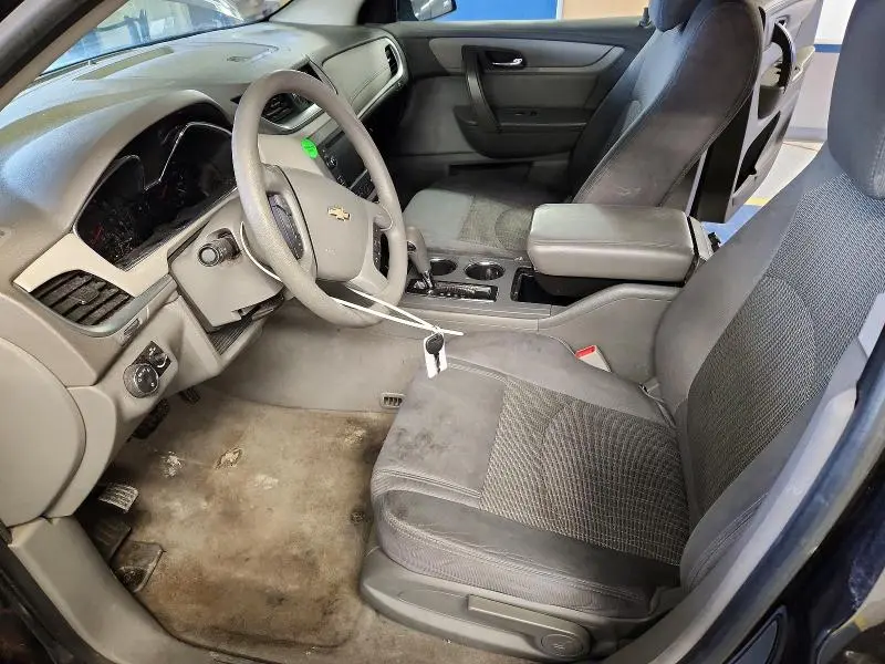 2017 CHEVROLET TRAVERSE LS  
