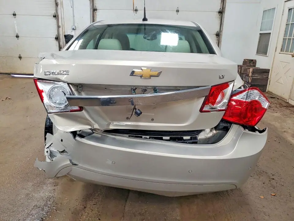 2011 CHEVROLET CRUZE LT  