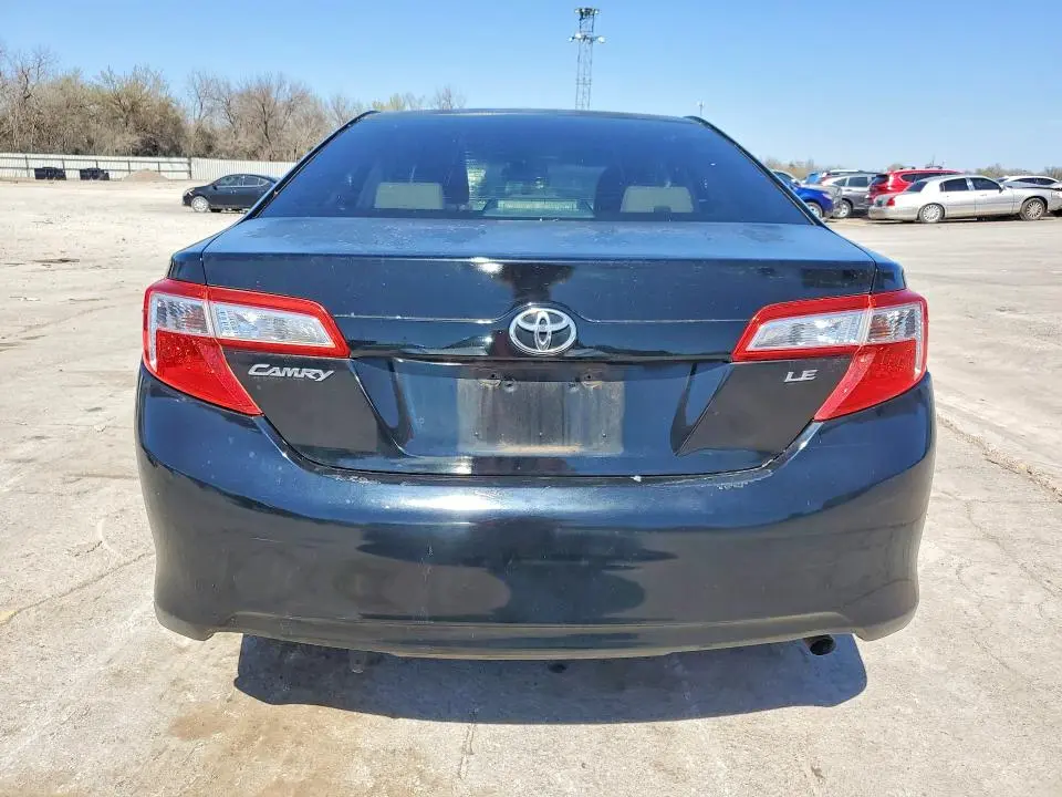 2012 TOYOTA CAMRY LE  