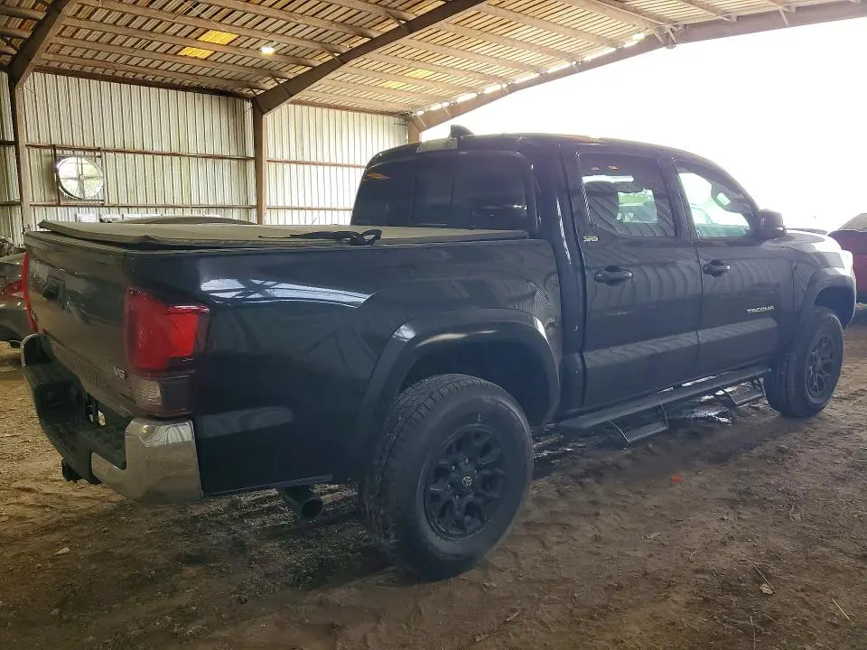2020 TOYOTA TACOMA SR5 V6  