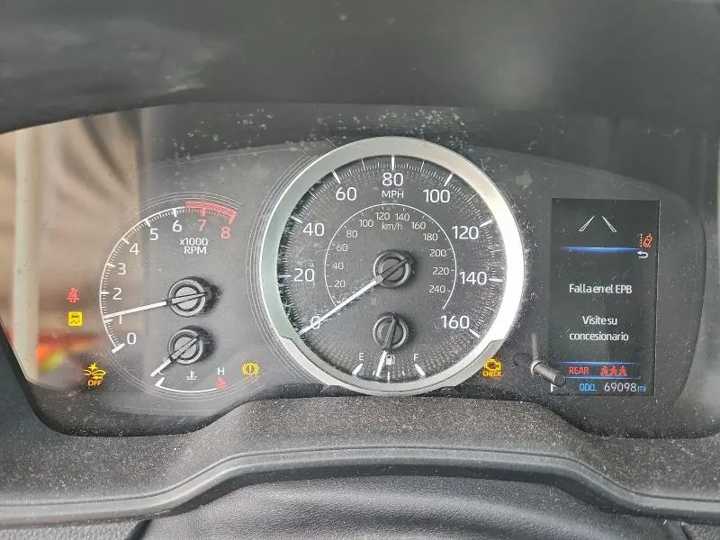 2021 TOYOTA COROLLA LE  