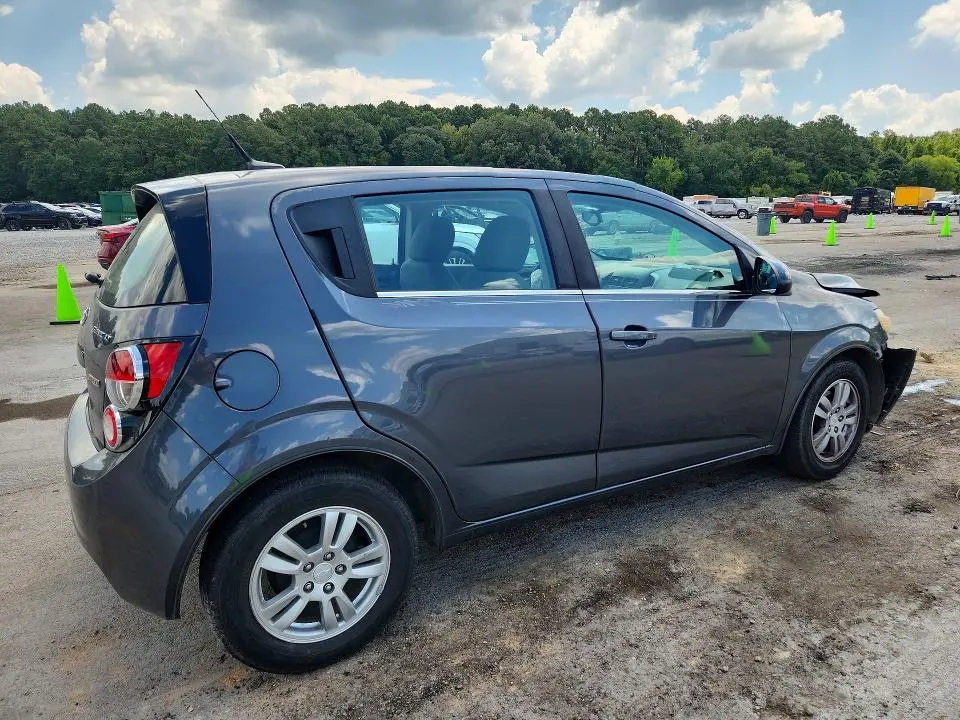 2013 CHEVROLET SONIC LT  