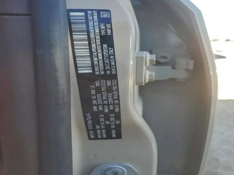 2016 JEEP RENEGADE LIMITED  