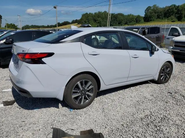 2024 NISSAN VERSA SV  