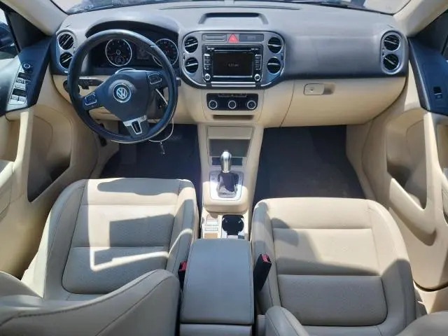 2011 VOLKSWAGEN TIGUAN S  