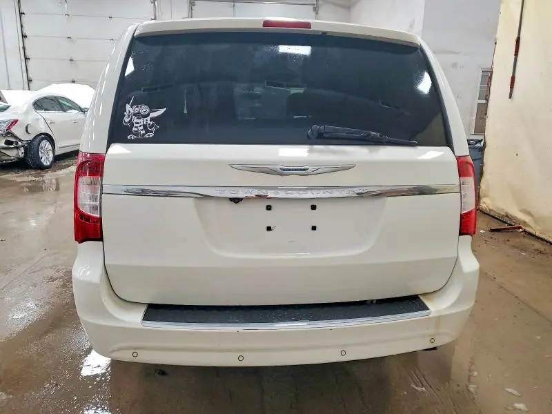 2013 CHRYSLER TOWN & COUNTRY TOURING L  