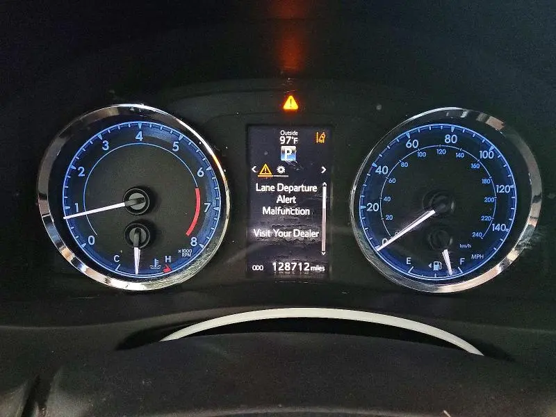2017 TOYOTA COROLLA XSE  