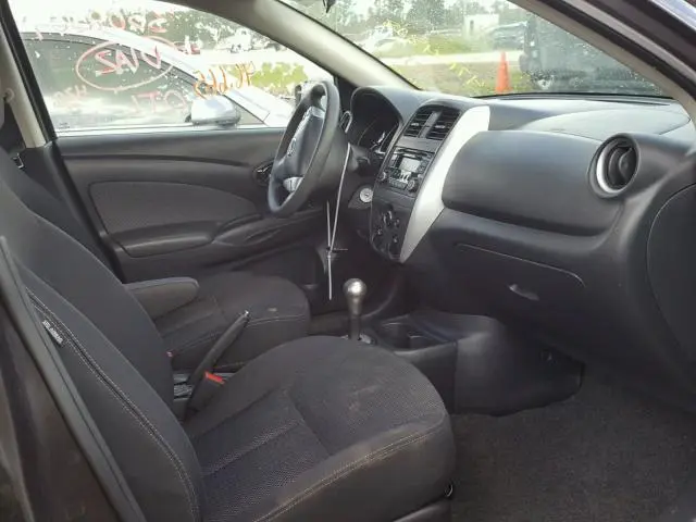 2015 NISSAN VERSA S