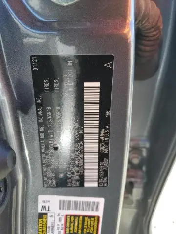 2021 TOYOTA HIGHLANDER XLE  