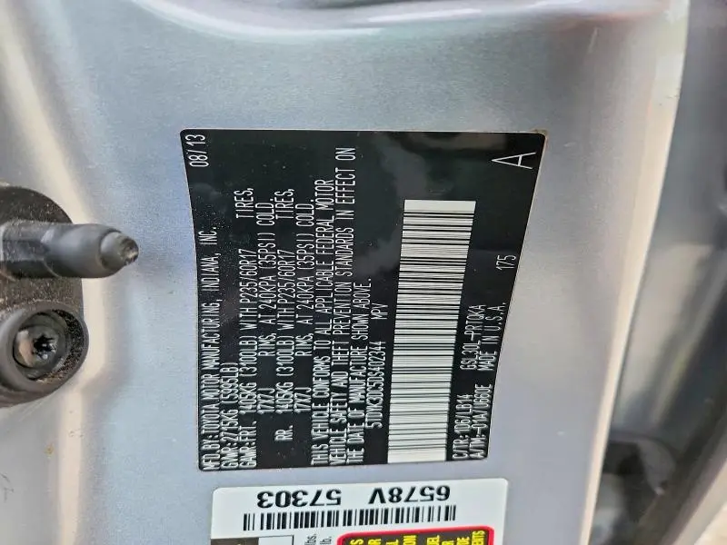 2013 TOYOTA SIENNA XLE 8-PASSENGER  