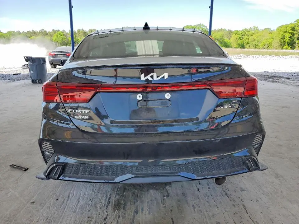 2024 KIA FORTE GT LINE  