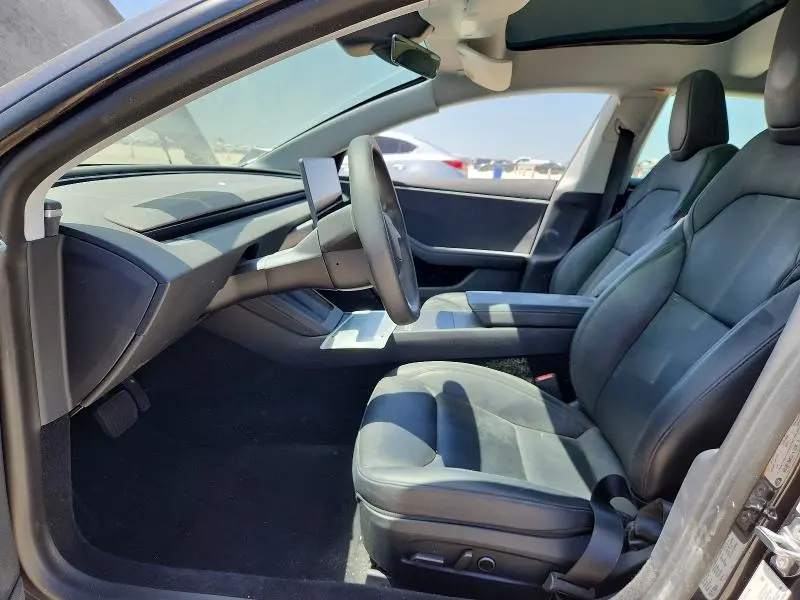 2025 TESLA MODEL 3   