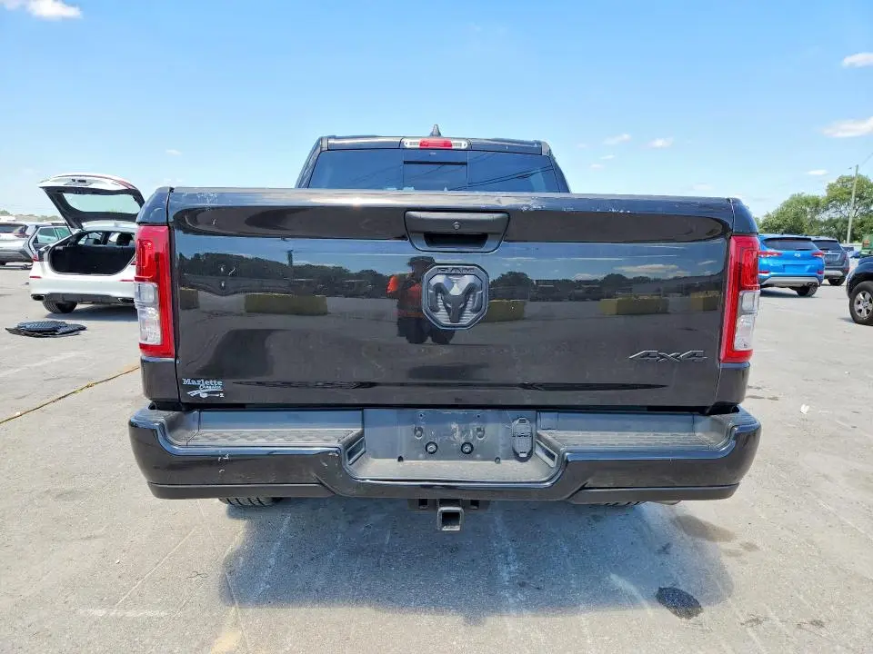 2024 RAM 1500 TRADESMAN  
