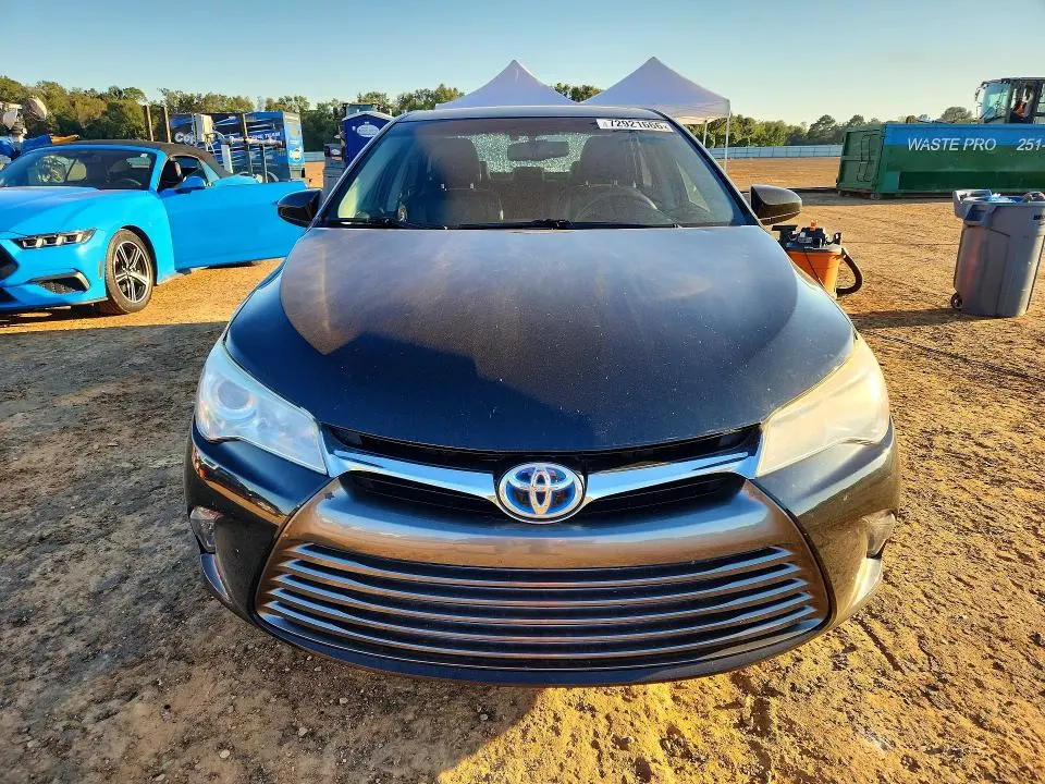 2015 TOYOTA CAMRY XLE  