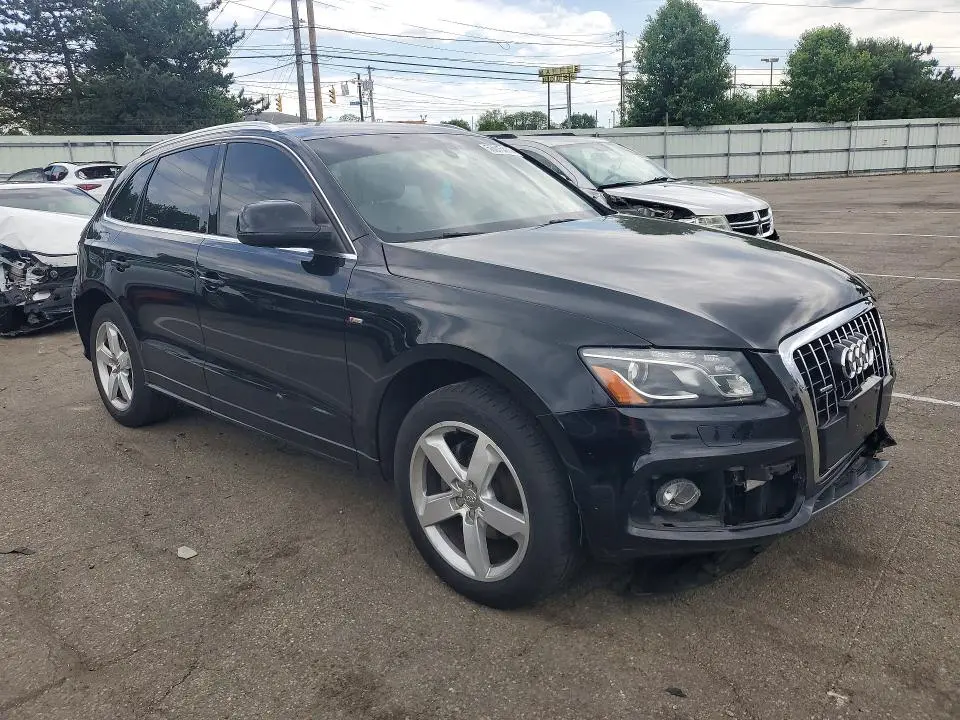 2011 AUDI Q5 PREMIUM PLUS  