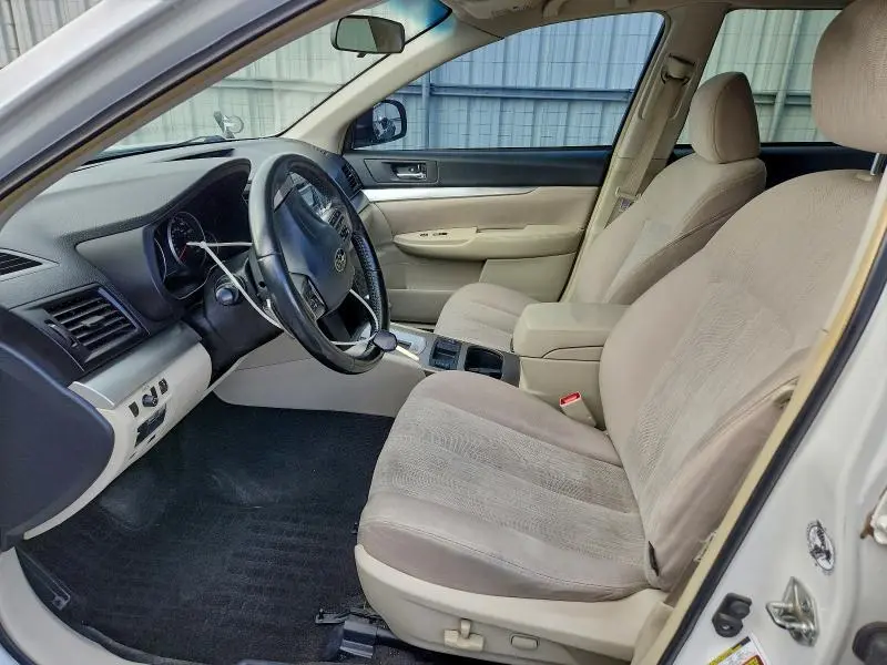 2013 SUBARU OUTBACK 2.5I PREMIUM  