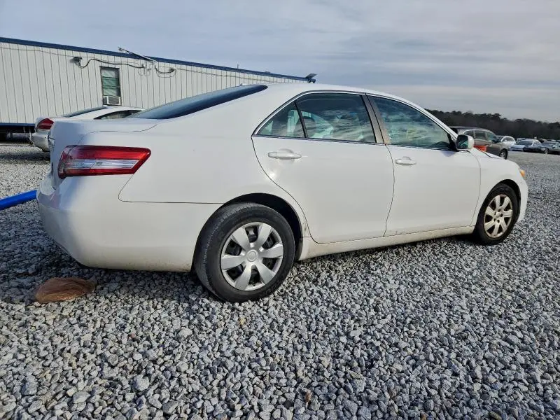 2011 TOYOTA CAMRY BASE  