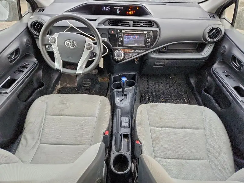 2015 TOYOTA PRIUS C   