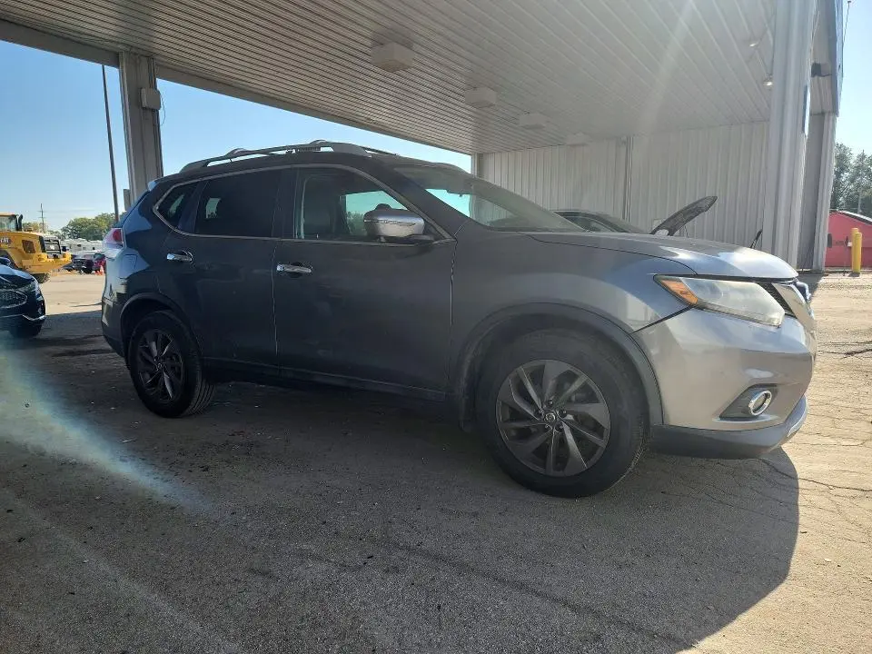 2016 NISSAN ROGUE SL  