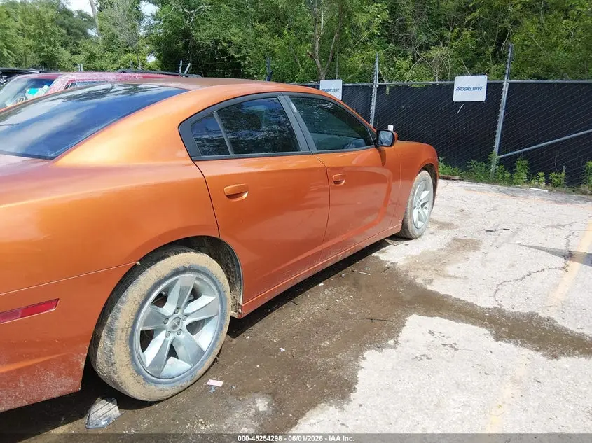 2011 DODGE CHARGER  
