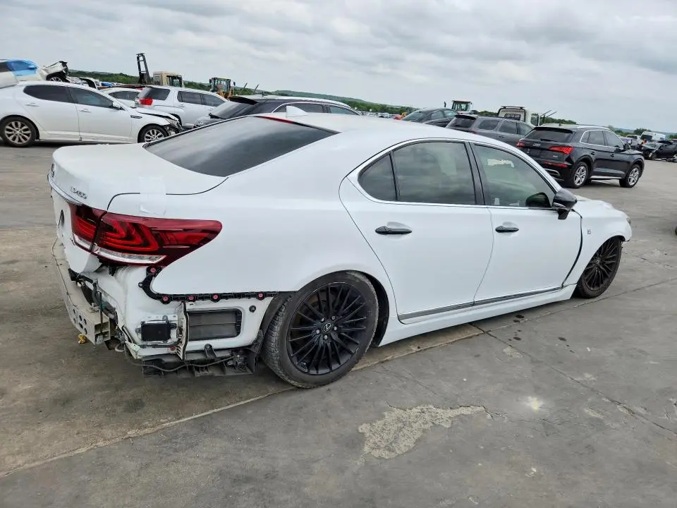 2015 LEXUS LS 460  