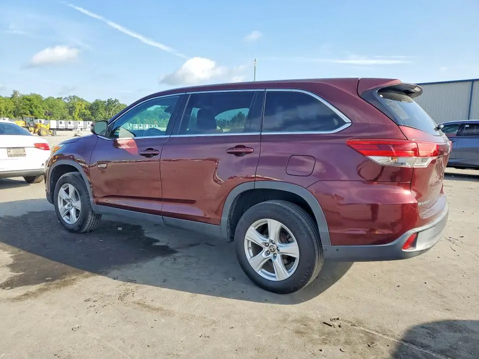 2019 TOYOTA HIGHLANDER LE  