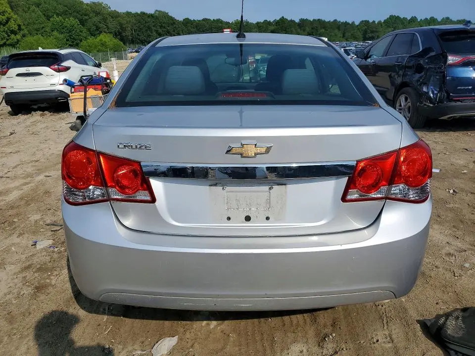 2011 CHEVROLET CRUZE LS  