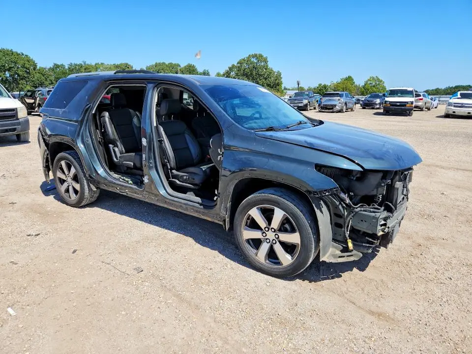 2018 CHEVROLET TRAVERSE LT  