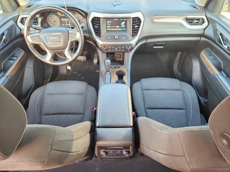 2017 GMC ACADIA SLE  