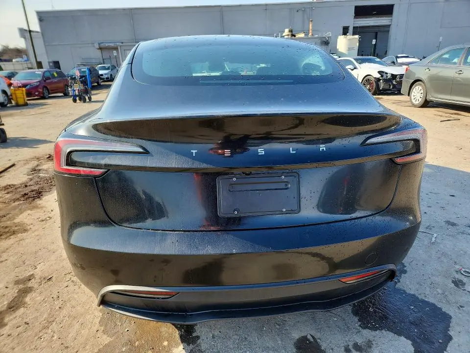 2025 TESLA MODEL 3   