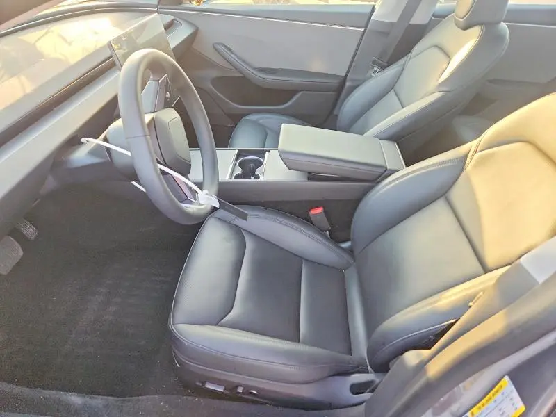 2025 TESLA MODEL 3   