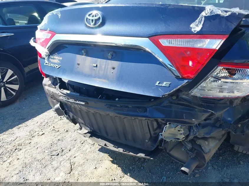 2017 TOYOTA CAMRY LE
