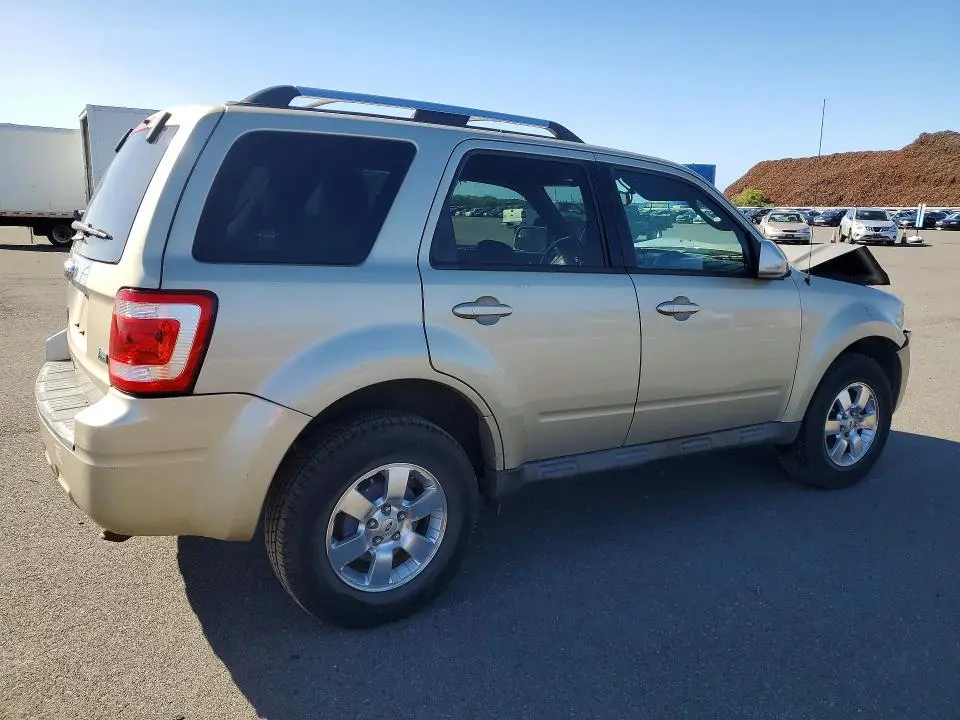2011 FORD ESCAPE LIMITED  
