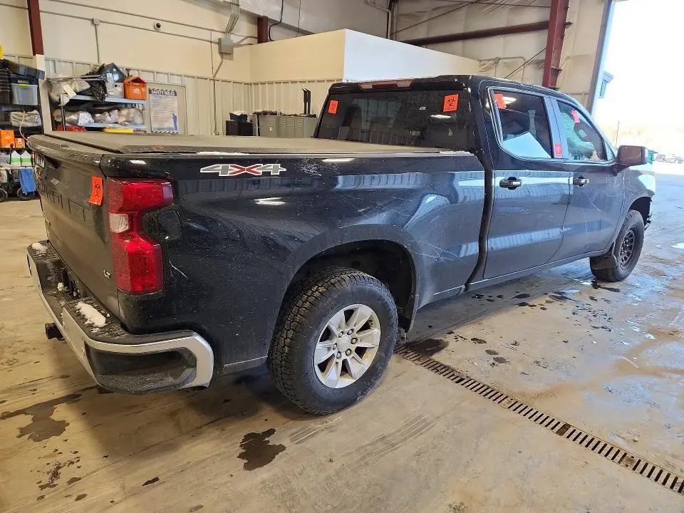 2021 CHEVROLET SILVERADO K1500 LT  