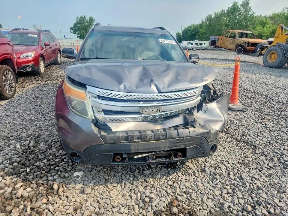 2011 FORD EXPLORER XLT  