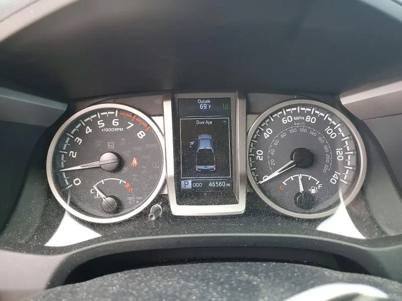 2023 TOYOTA TACOMA SR5 V6  