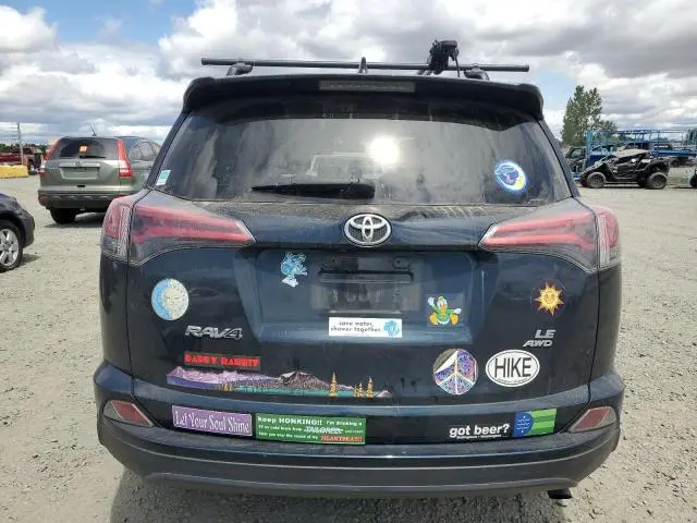 2018 TOYOTA RAV4 LE  