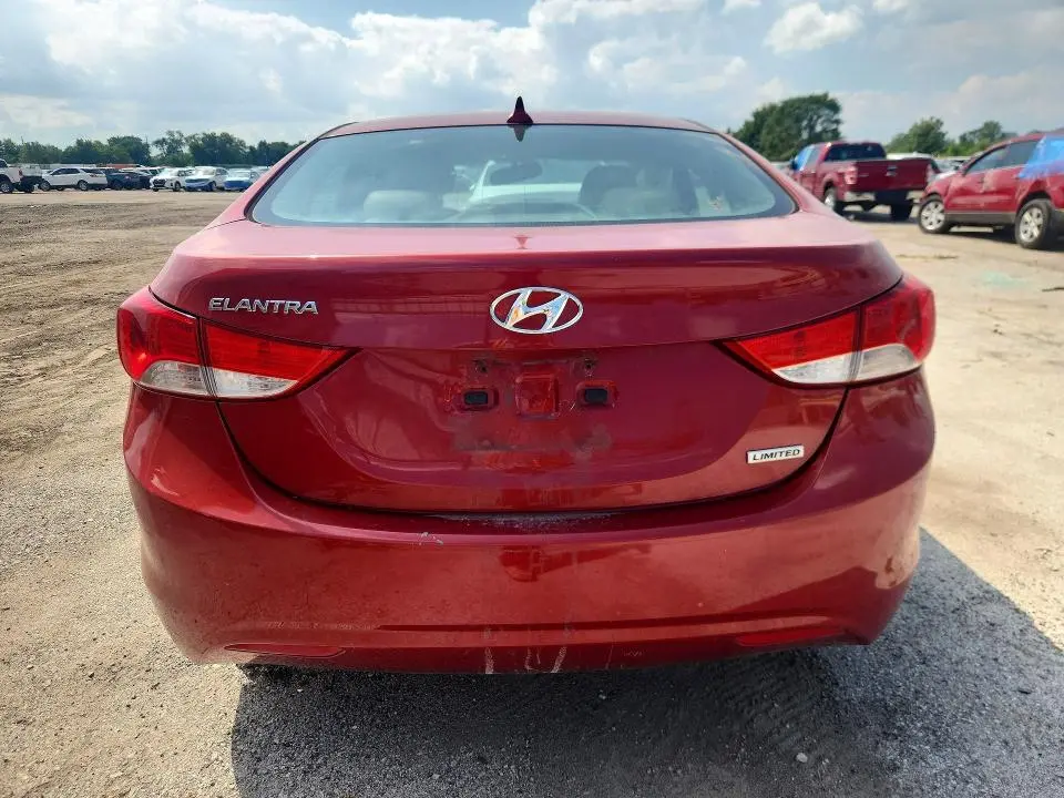 2013 HYUNDAI ELANTRA LIMITED  