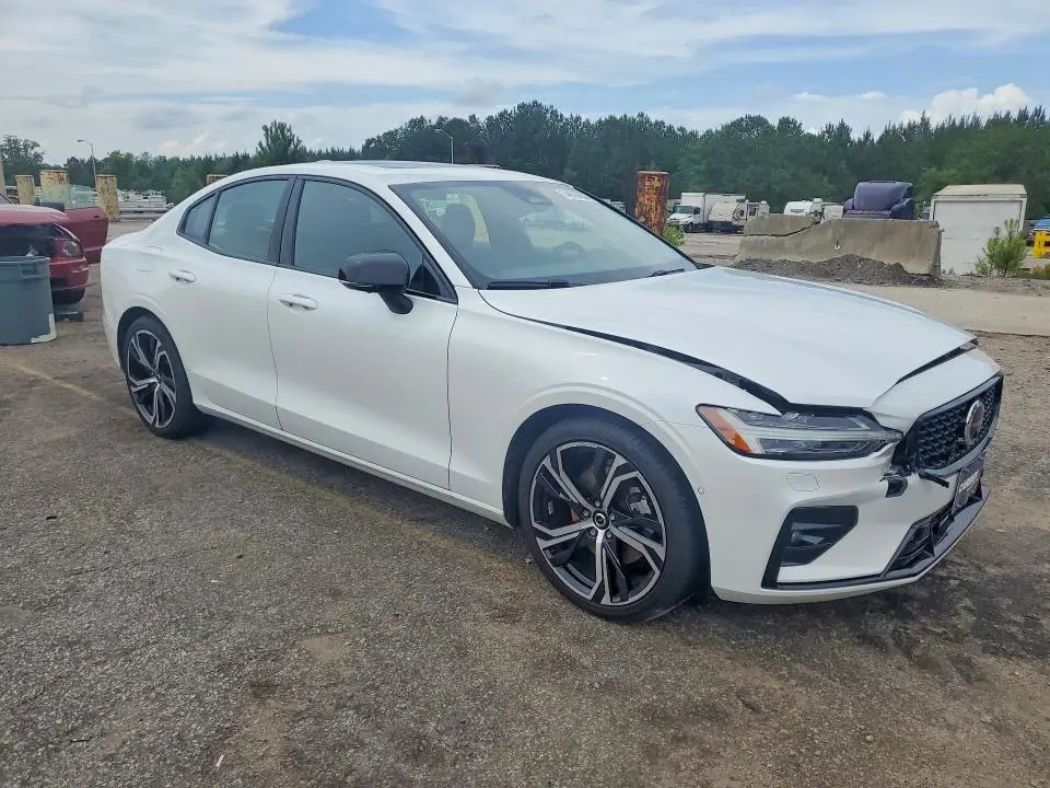 2024 VOLVO S60 PLUS  