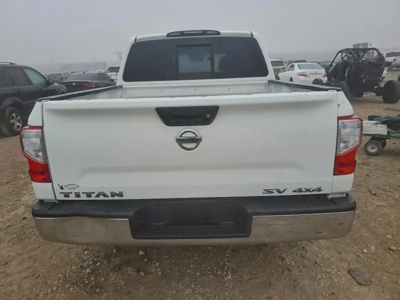 2018 NISSAN TITAN S  