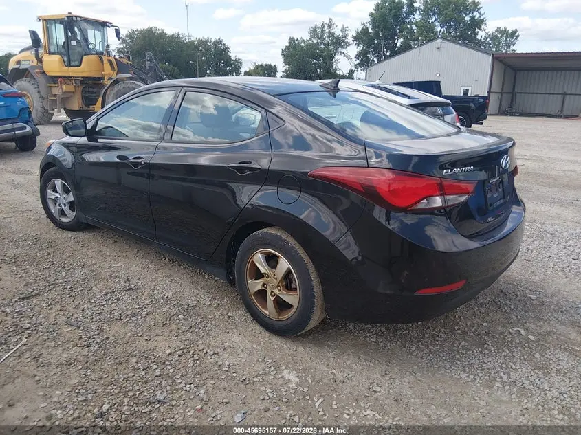 2015 HYUNDAI ELANTRA SE