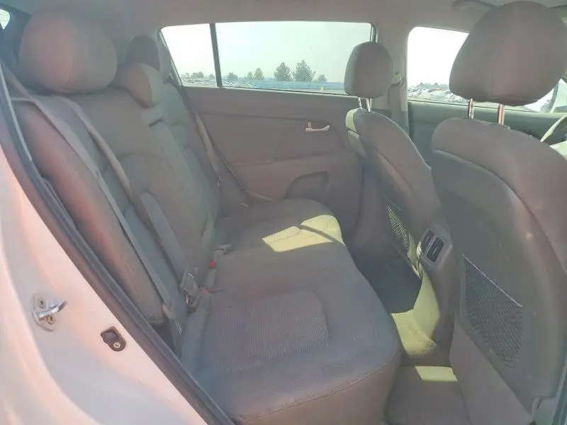 2016 KIA SPORTAGE LX  