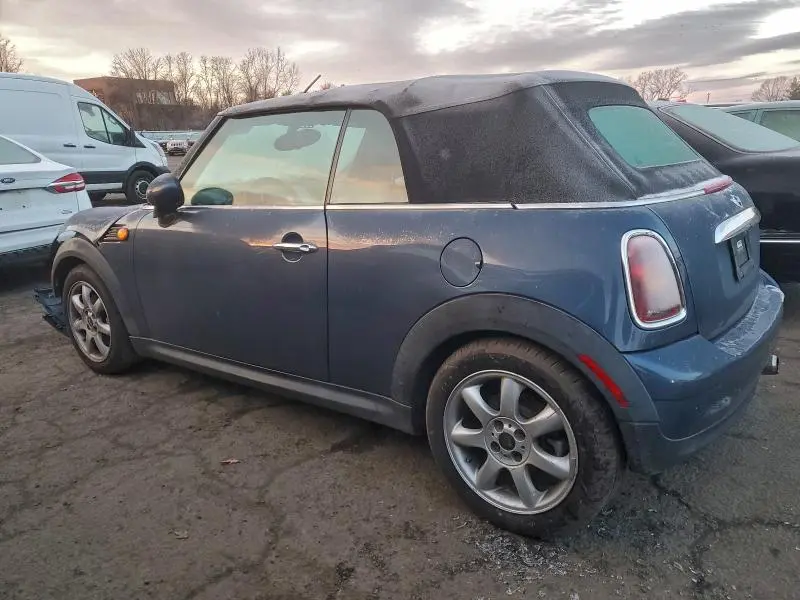 2010 MINI COOPER   