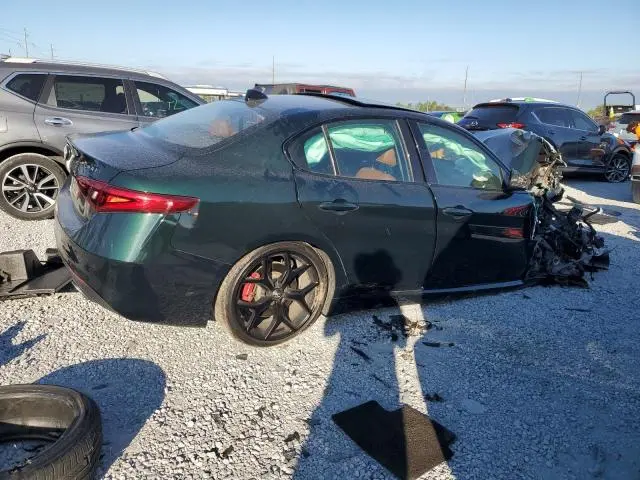 2021 ALFA ROMEO GIULIA TI  