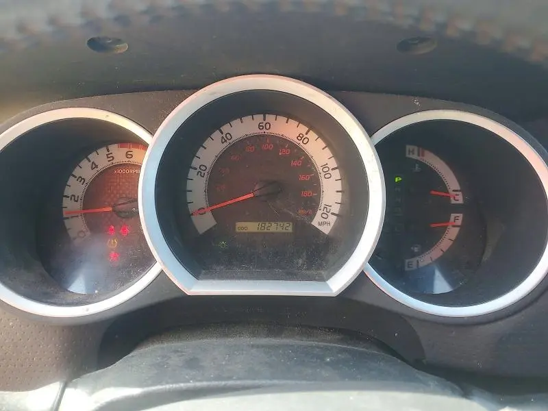 2013 TOYOTA TACOMA V6  
