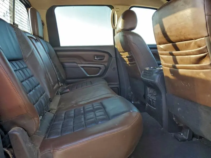 2016 NISSAN TITAN XD SL  