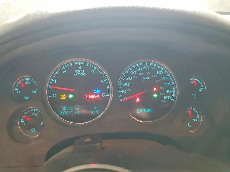 2011 GMC YUKON SLE  